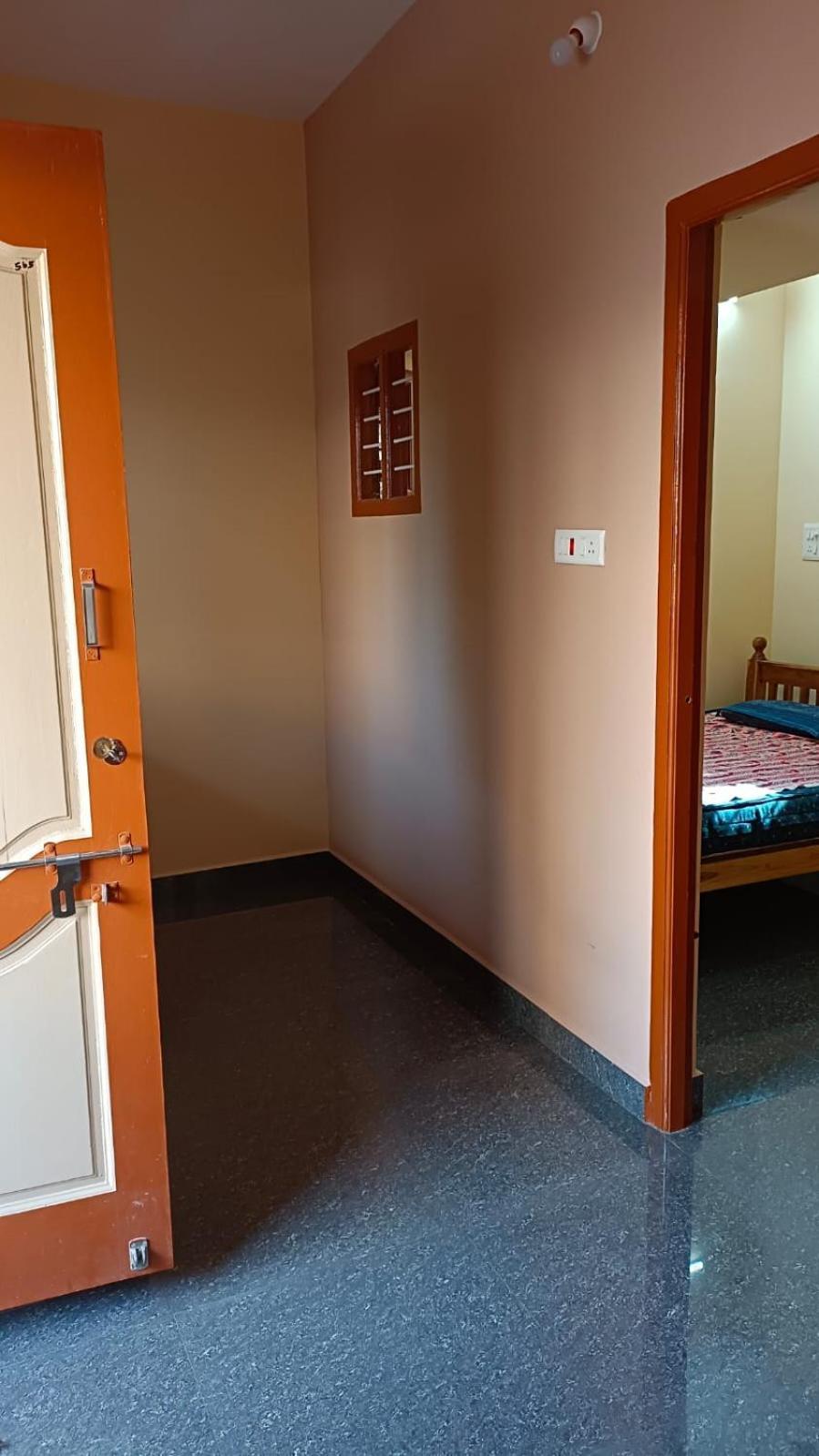 Sathya Guest House Tiruvannāmalai Esterno foto